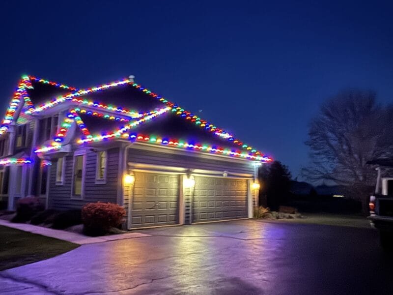 Contemporary Red Outline